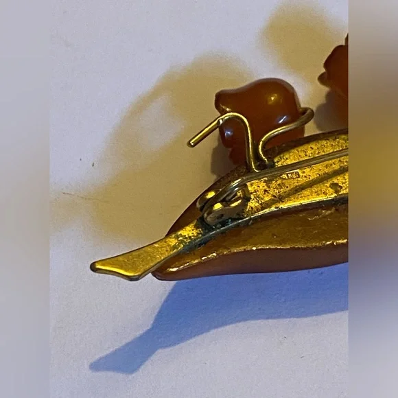 Vintage Amber Brooch USSR Lily of the Valley #9196 - Picture 6 of 13
